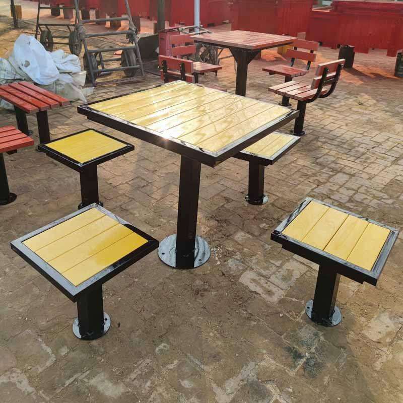 塑木桌椅组合户外带象棋棋盘桌椅小区围棋公园一桌四椅防腐木下棋