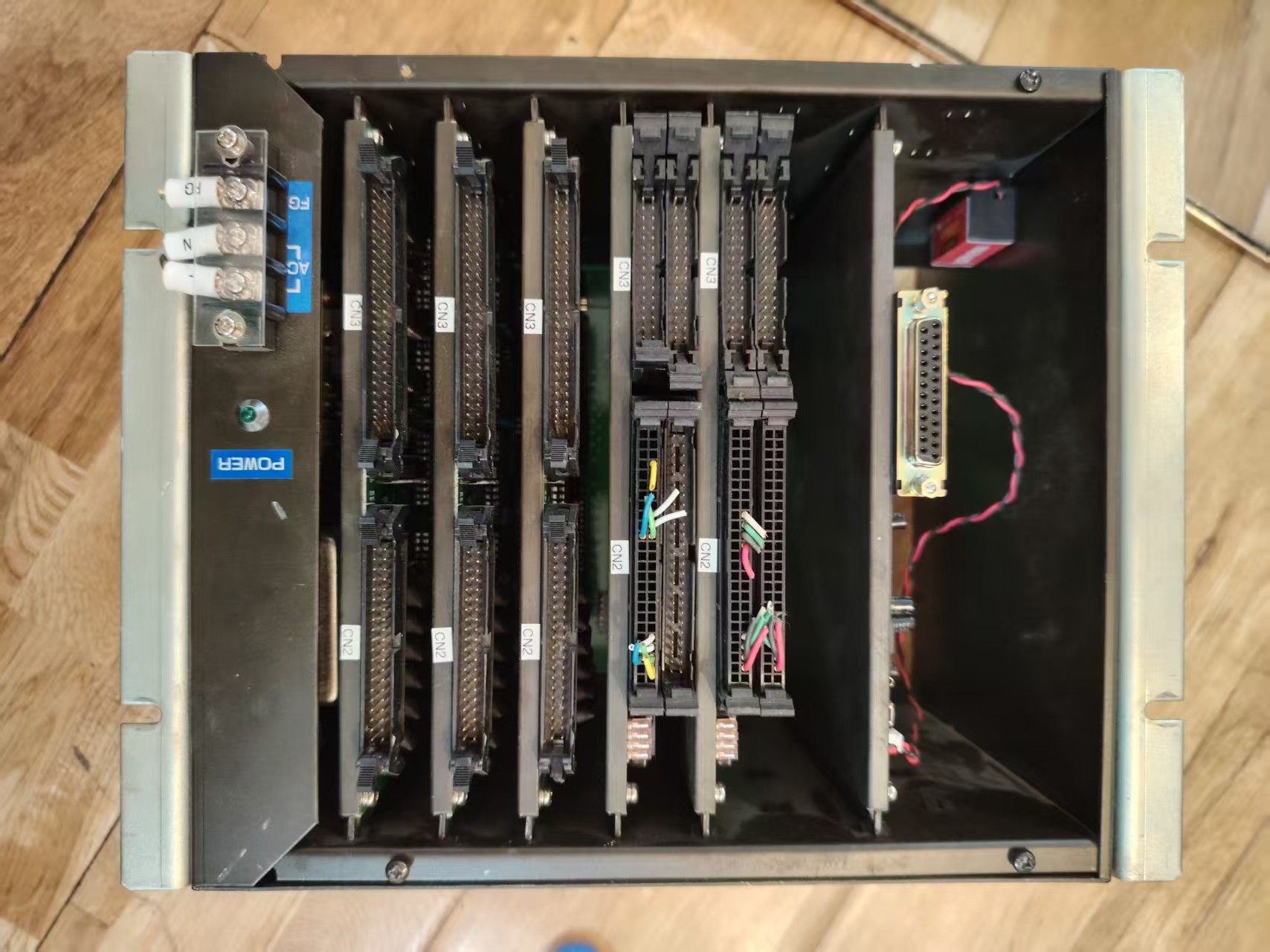 COSMO控制箱 2个 每个控制箱含以下控制板