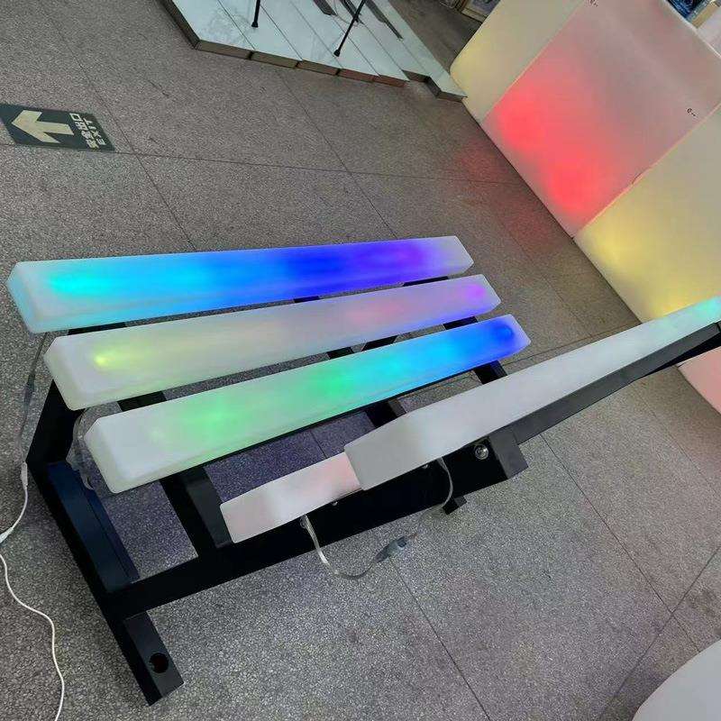 创意LED发光公园椅户外长椅七彩脉冲防水金属幻彩夜场酒吧等候椅