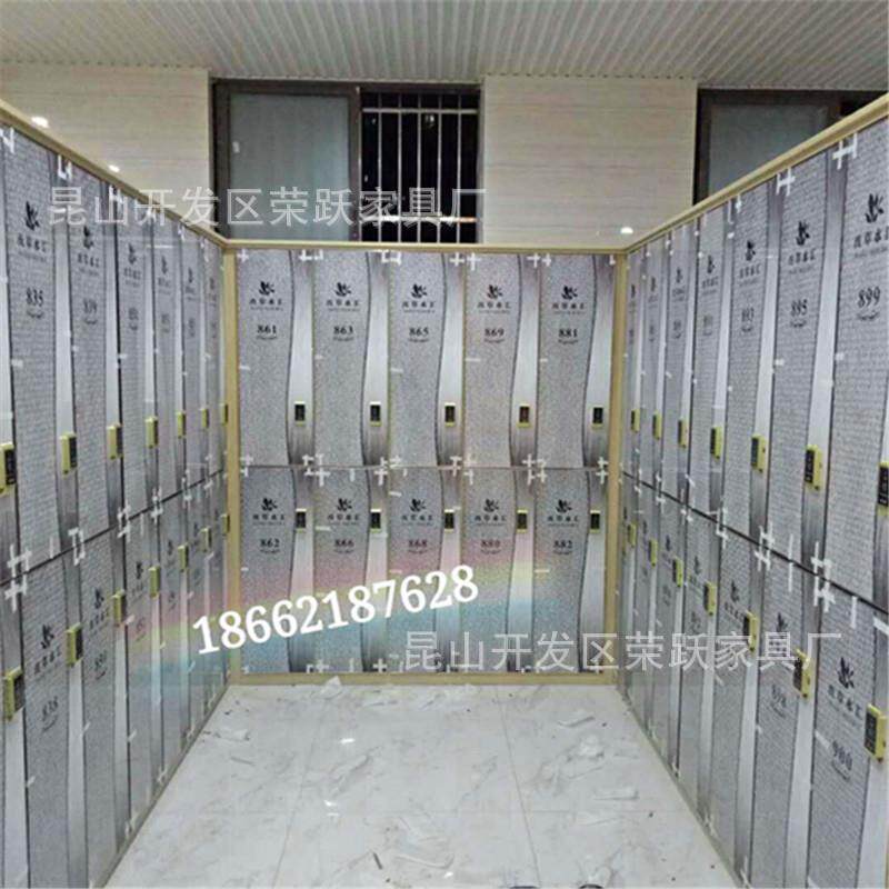 浴场浴室更衣柜酒店宾馆家具温泉馆汗蒸房洗浴中心健身房木储物柜