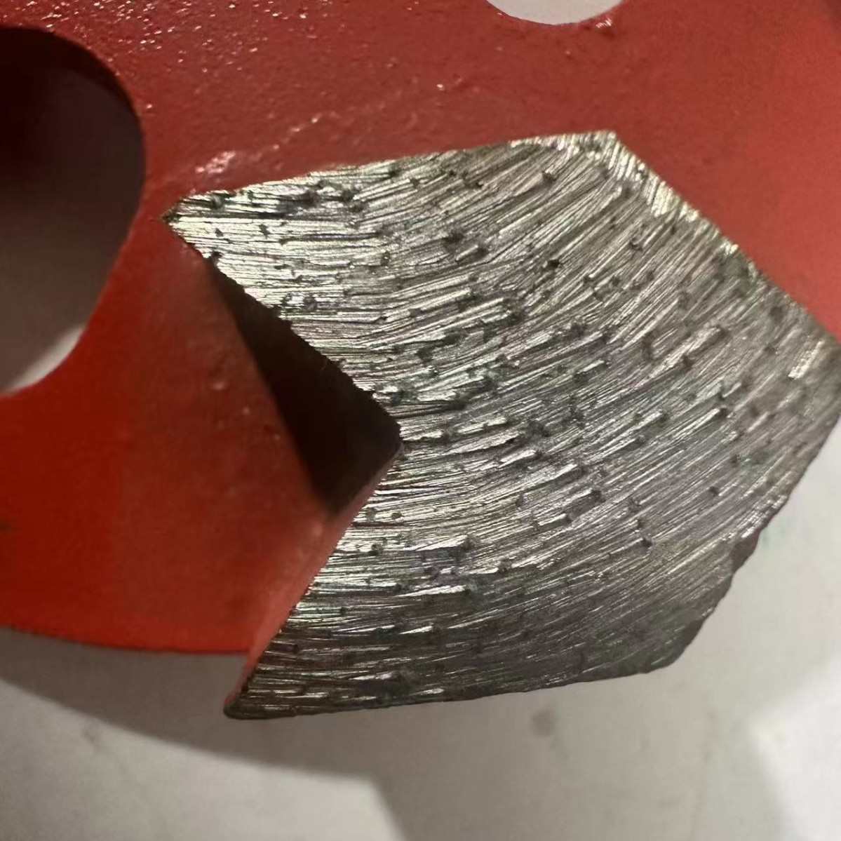 金刚石刀头混凝土打磨箭齿地坪磨片锋利环氧固化研磨机专用