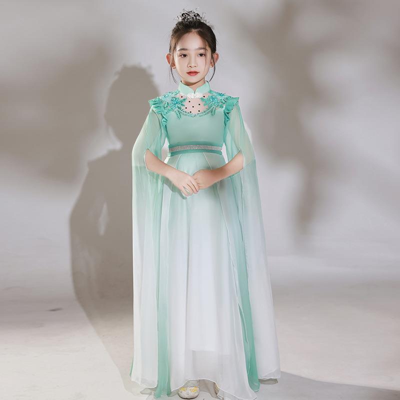 女童古筝演出服新款夏季果绿渐变色女童中国风汉服气质古筝服定制