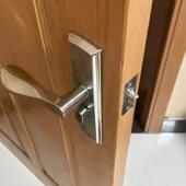 单舌室内卧室门锁家用通用型房间木门锁老式 门把手50锁舌锁具换.