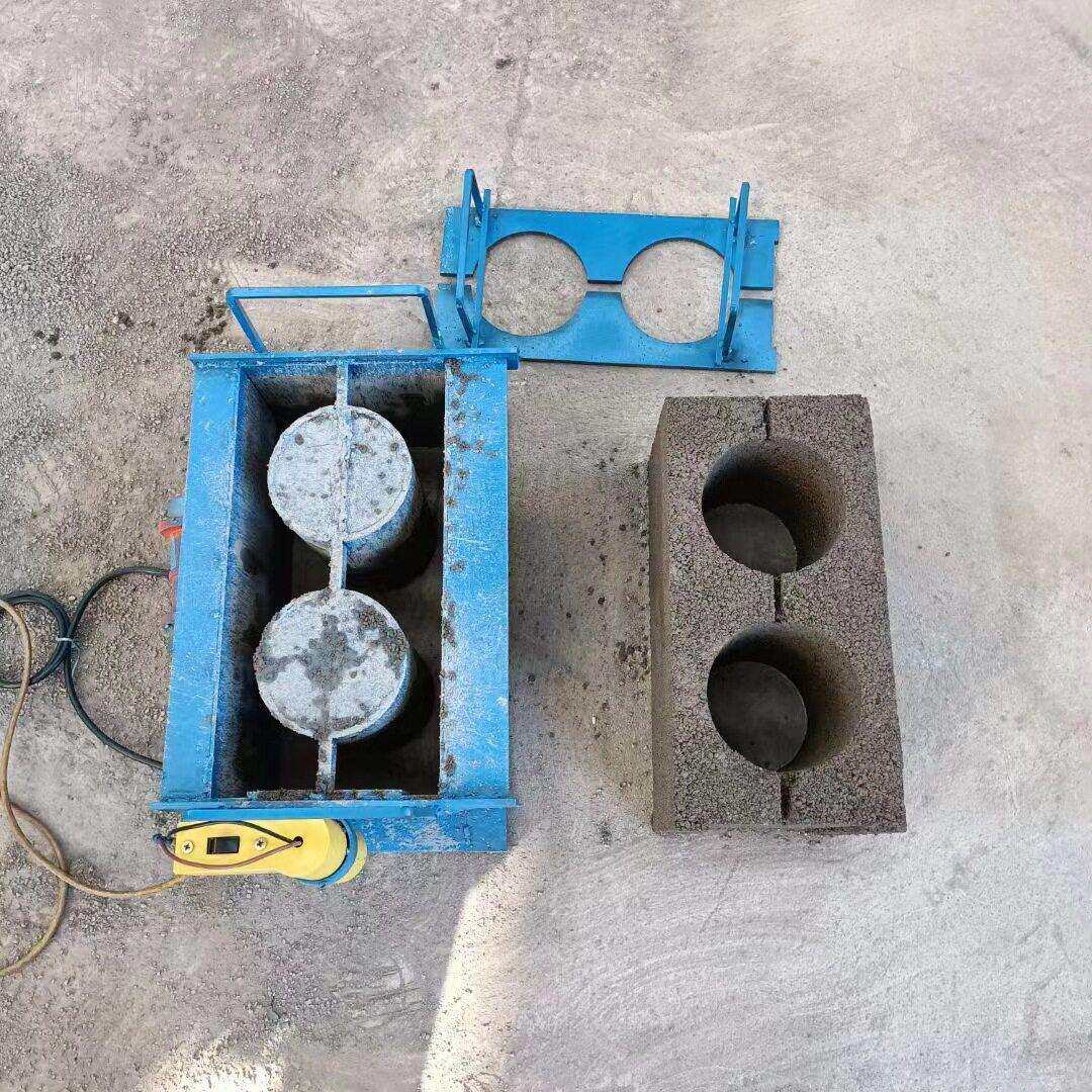 手工小砖机家用小型空心砖机水泥空心砖模具盒非洲手动制砖机