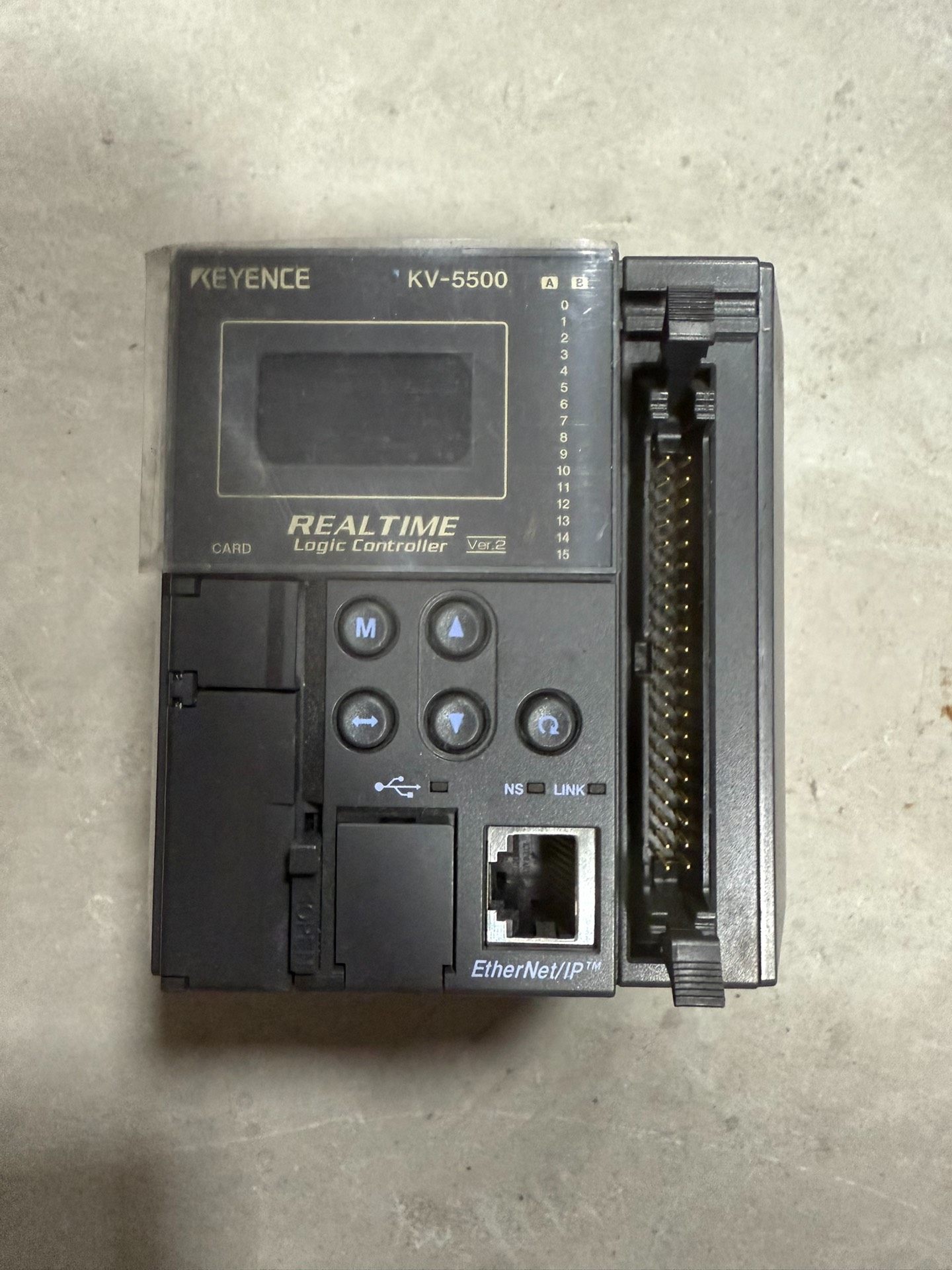 基恩士PLC型号KV-5500一台，需要联系