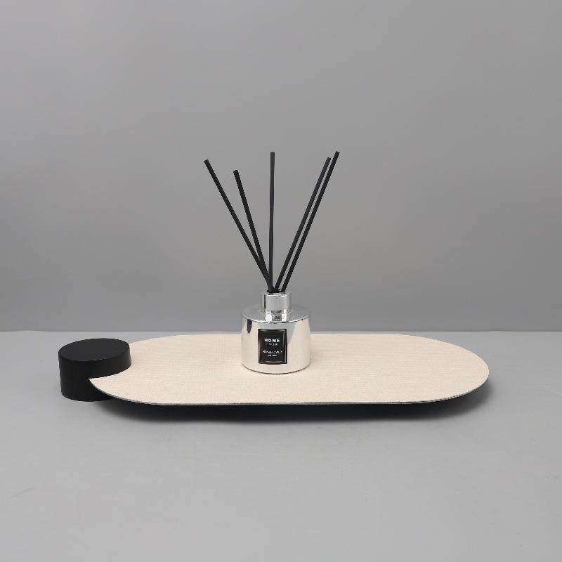 现代简约皮革不锈钢椭圆托盘摆件客厅玄关卧室酒店软装家居饰装品,家居饰品,装饰摆件,淘宝优惠券,粉丝福利购,淘宝优惠卷