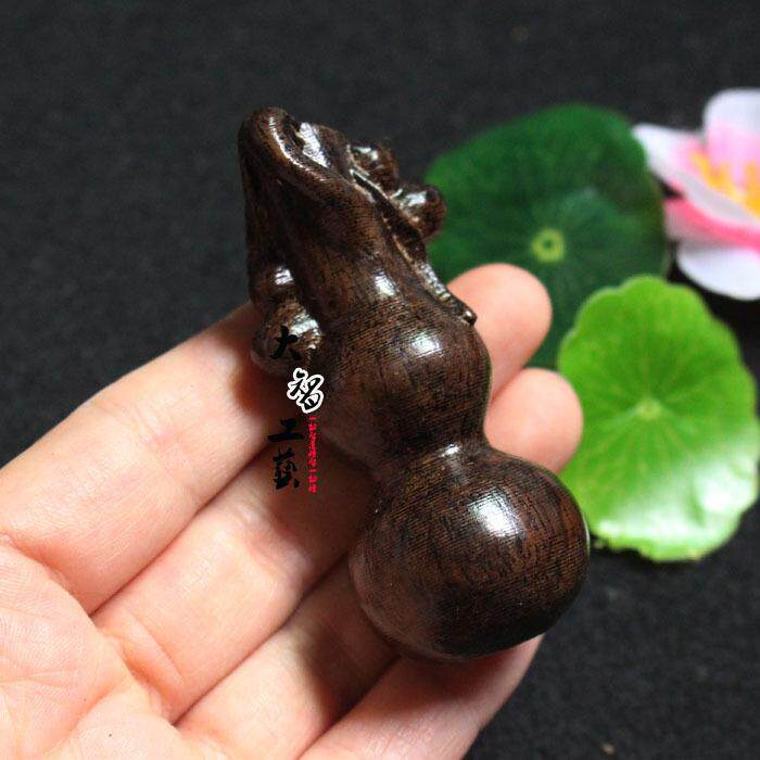 厂家 越南沉香木 福禄 财猪沉香木摆件 皮黑工艺品手把件