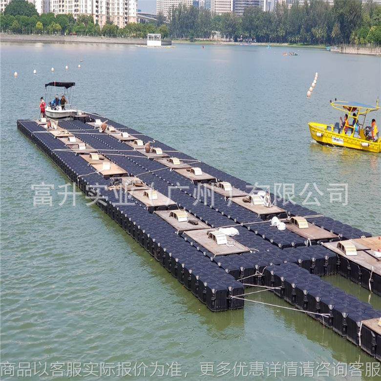 水库养鱼网箱钓鱼浮桥摩托艇码头海上烟花浮台厂家新料浮筒现货