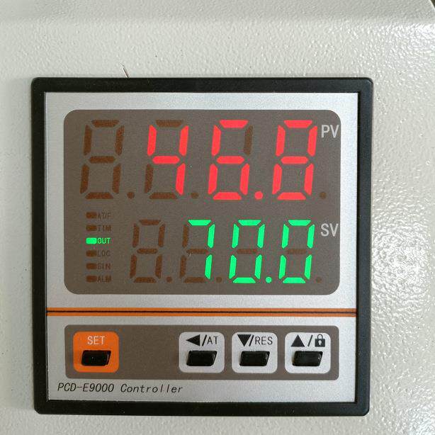 实验室设备仪器高温循环水油浴锅恒温立式电加热密闭循环水浴锅