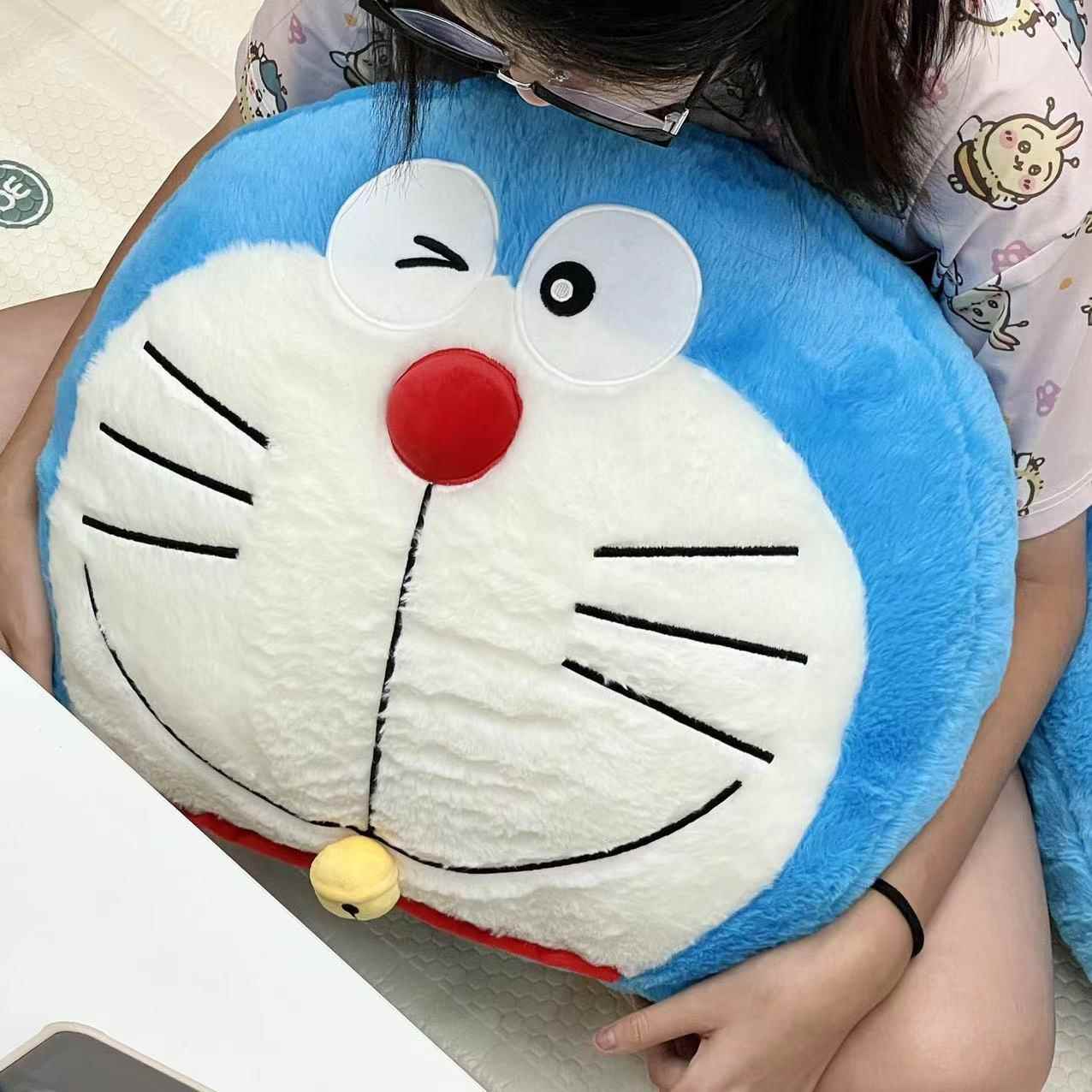 多啦A梦造型大头抱枕卡通动漫叮当 猫腰靠二合一毯子包 机器猫靠