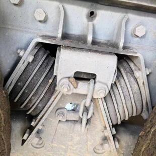 徐工中联三一吊汽车配件大全后桥减震塑胶垫橡胶弹簧缓冲垫25k5dx