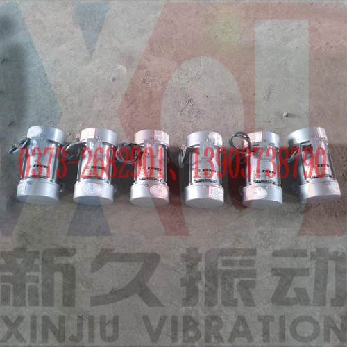 供应ZF220-50平板振动器 B22混凝土振打器