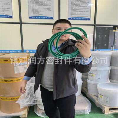 墨绿色车削聚氨酯v型组合密封 高强度泵车液压油缸活塞杆油封