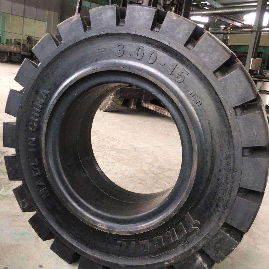 厂家前进700-12叉车充气轮胎 825-15合力叉车实心胎工程机械