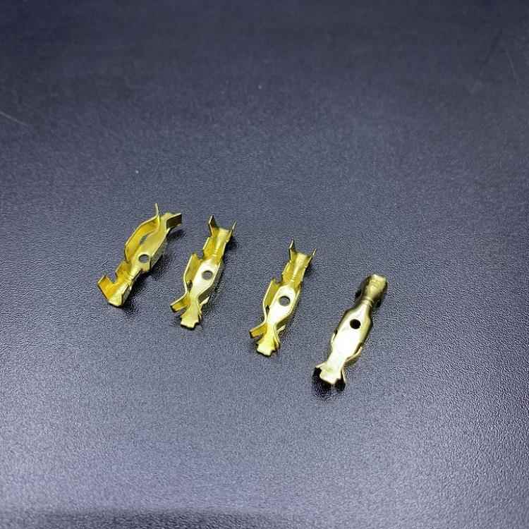 DJD029-2汽车灯座连接器端子酸洗