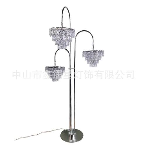 新款婚礼水晶灯电镀吊顶礼堂路引灯婚庆道具摆件发光冰条吊灯