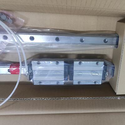 X轴导轨 A97L-0201-0735#14IBXLM HSR25LC2SSC0E+930LH-II