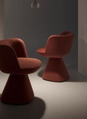 意式极简小户型客厅售楼部样板房设计师款定型棉布艺可旋转餐椅