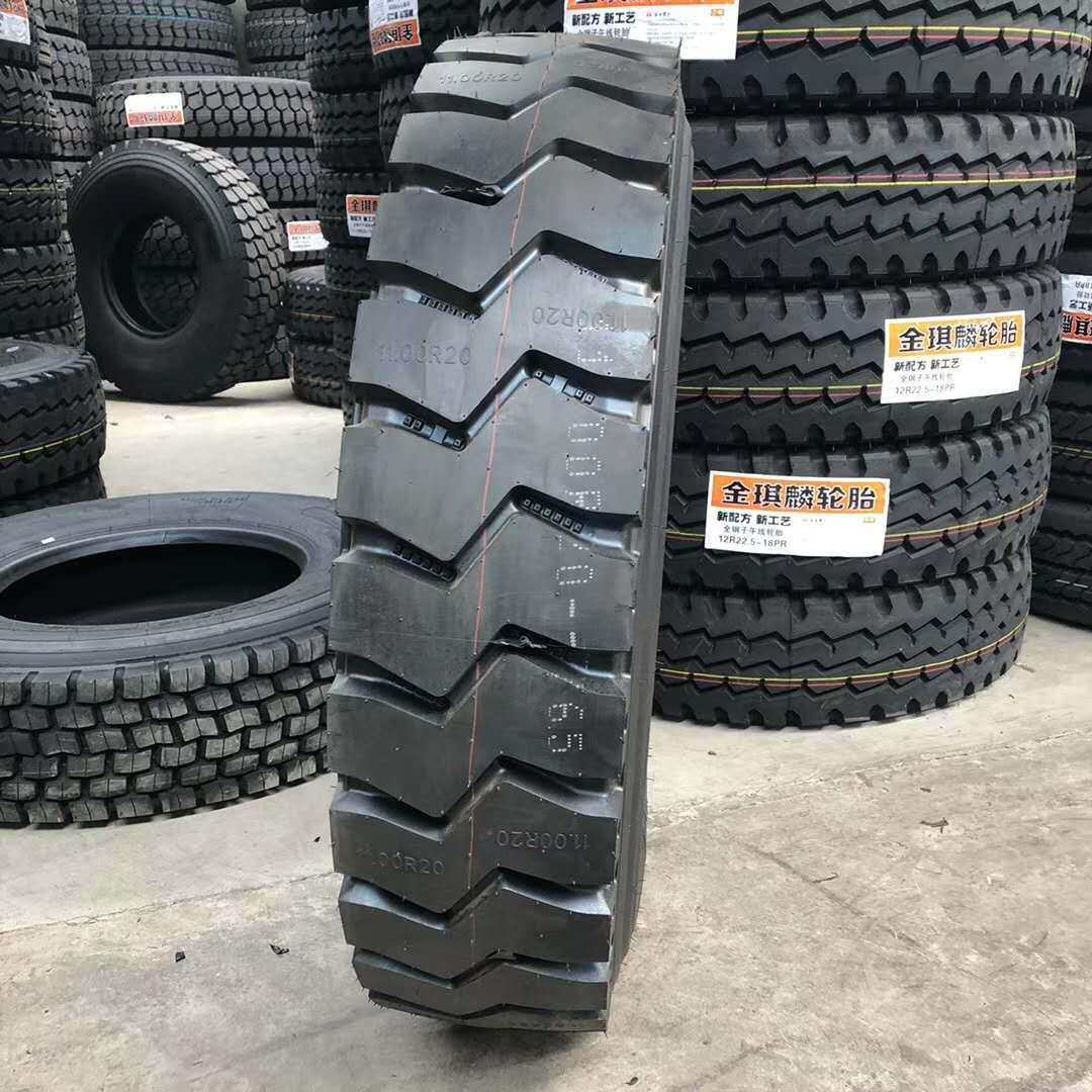 1200R20钢丝胎自卸车轮胎矿山花纹重载防扎抗压大量1200R20