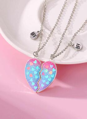 的朋友项炼，一个半梯度的心项炼，可爱和甜蜜的合金滴油磁闺蜜项