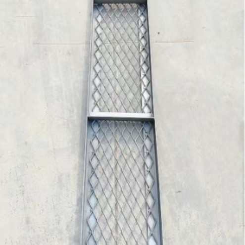 钢跳板钢船舶走道板芭厂家专用盘扣钢建筑工地网隧道踏板