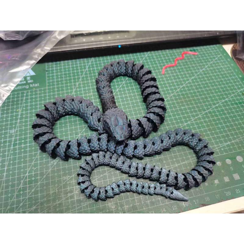 3D打印蟒蛇一体关节可活动长蛇恶作剧整蛊儿童玩具礼物摆件装