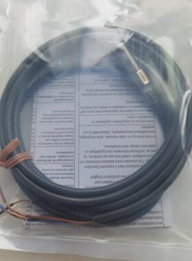 接近开关 三线常闭 E2E-X1R5E2-Z