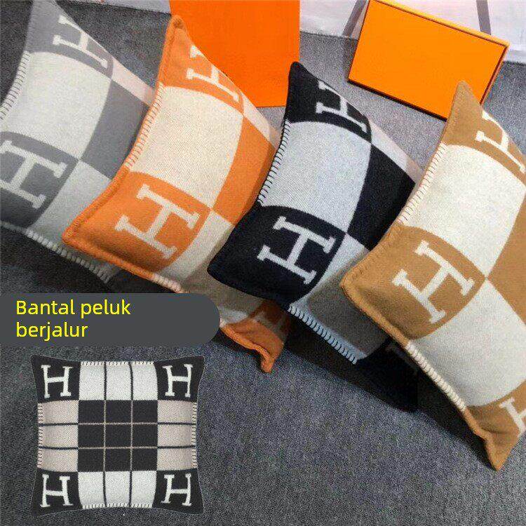 抱枕北欧样板房午休沙发靠垫汽车护腰靠背垫针织枕头套