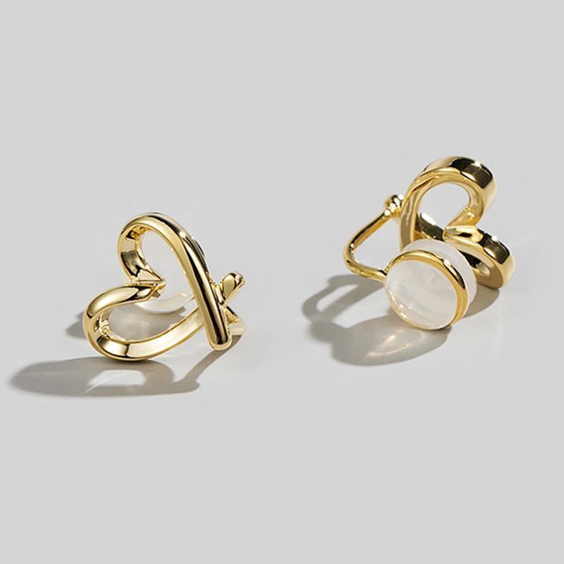Fashion Irregular Hollow Heart Clip Earrings For Women Girls