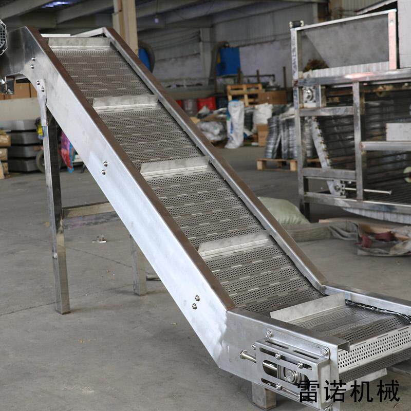 雷诺品牌不锈钢爬坡链板输送机 山东德州生产 食品冷却自动化机械