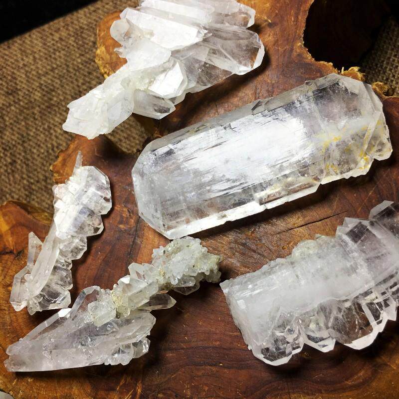 巴基斯坦幽灵缝合水晶原石法登水晶疗育能量水晶大师水晶
