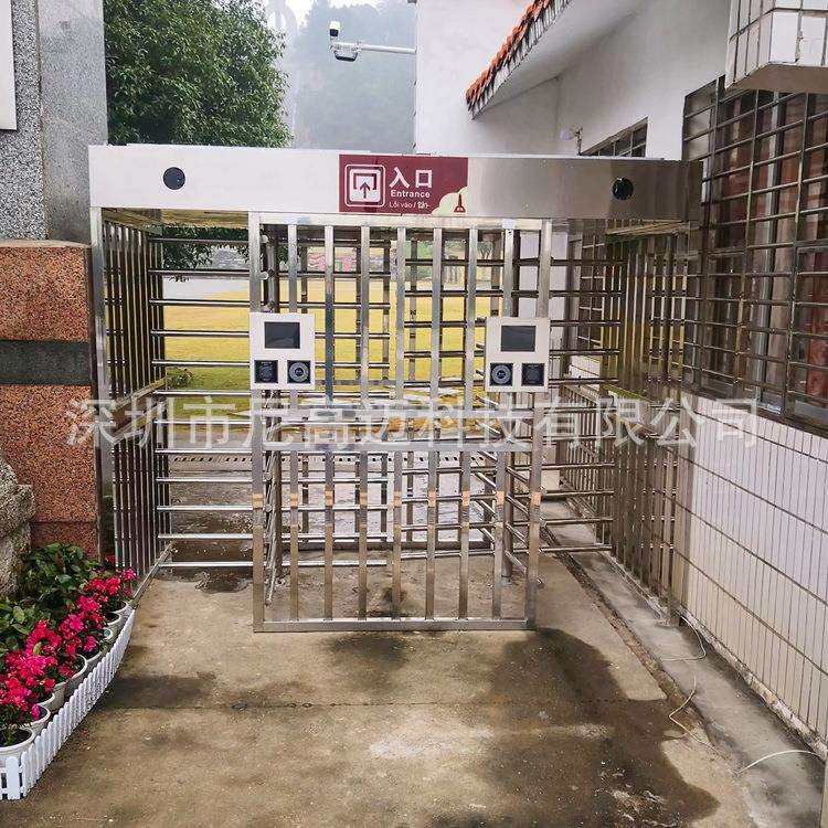 成品辊闸门内蒙古甘肃单位酒店工厂车站进出口全高十字单通道转闸