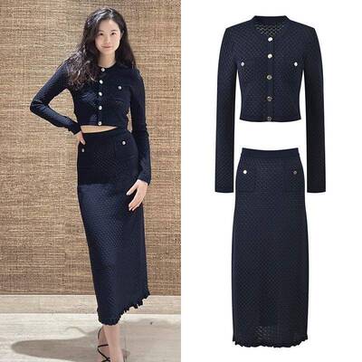 2026春夏新款优雅藏蓝色圆领单排扣镂空短款针织开衫半身裙套装