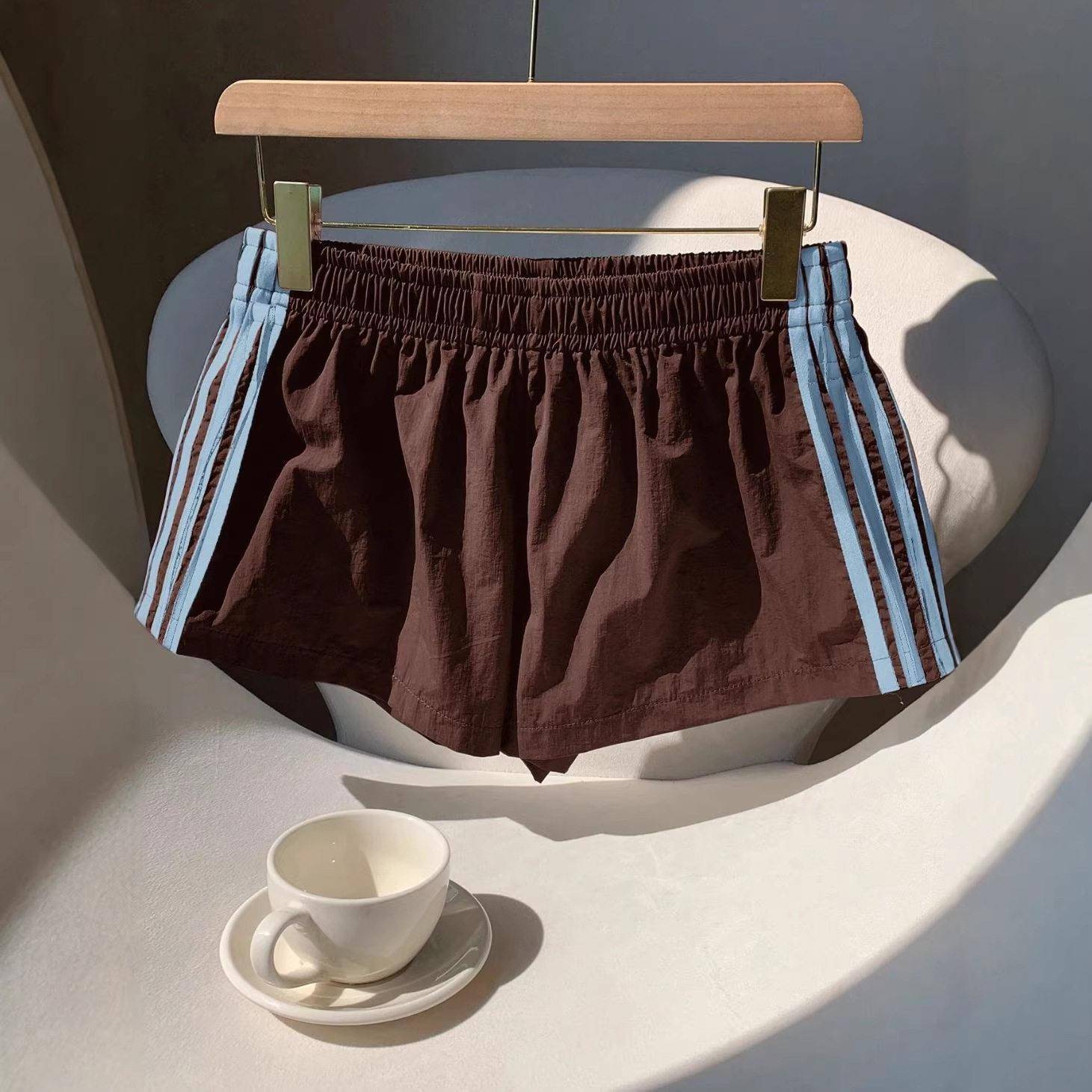Women Dry Breathable Shorts Fitting Elastic Waist Leg Pants