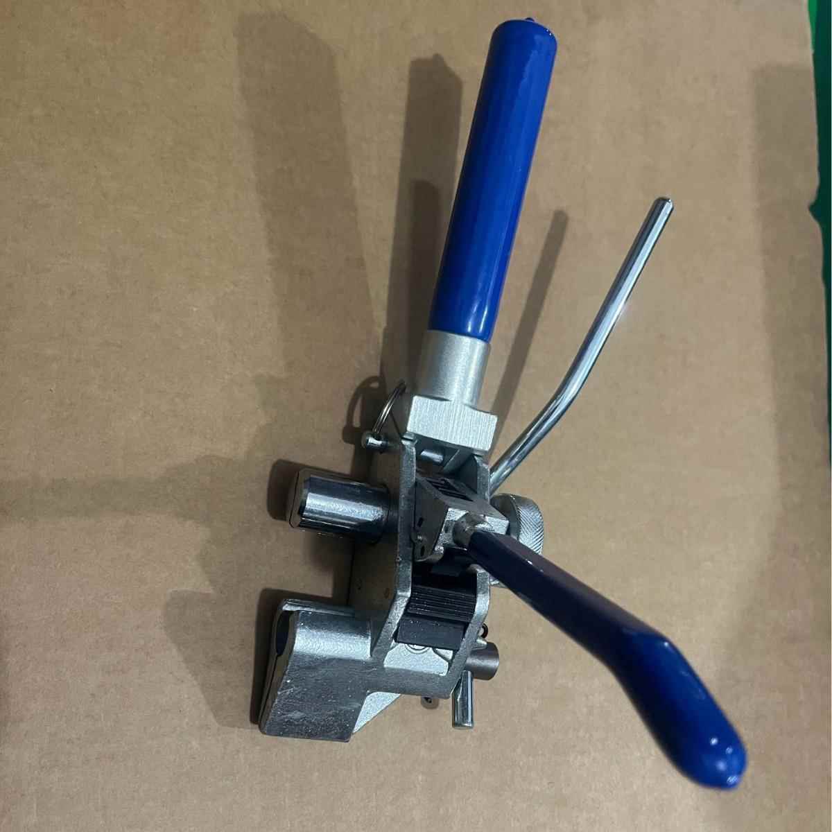 不锈裁钢带扎钳不详询锈钢打锁包机断机收紧器捆扎自扎带盘带打包