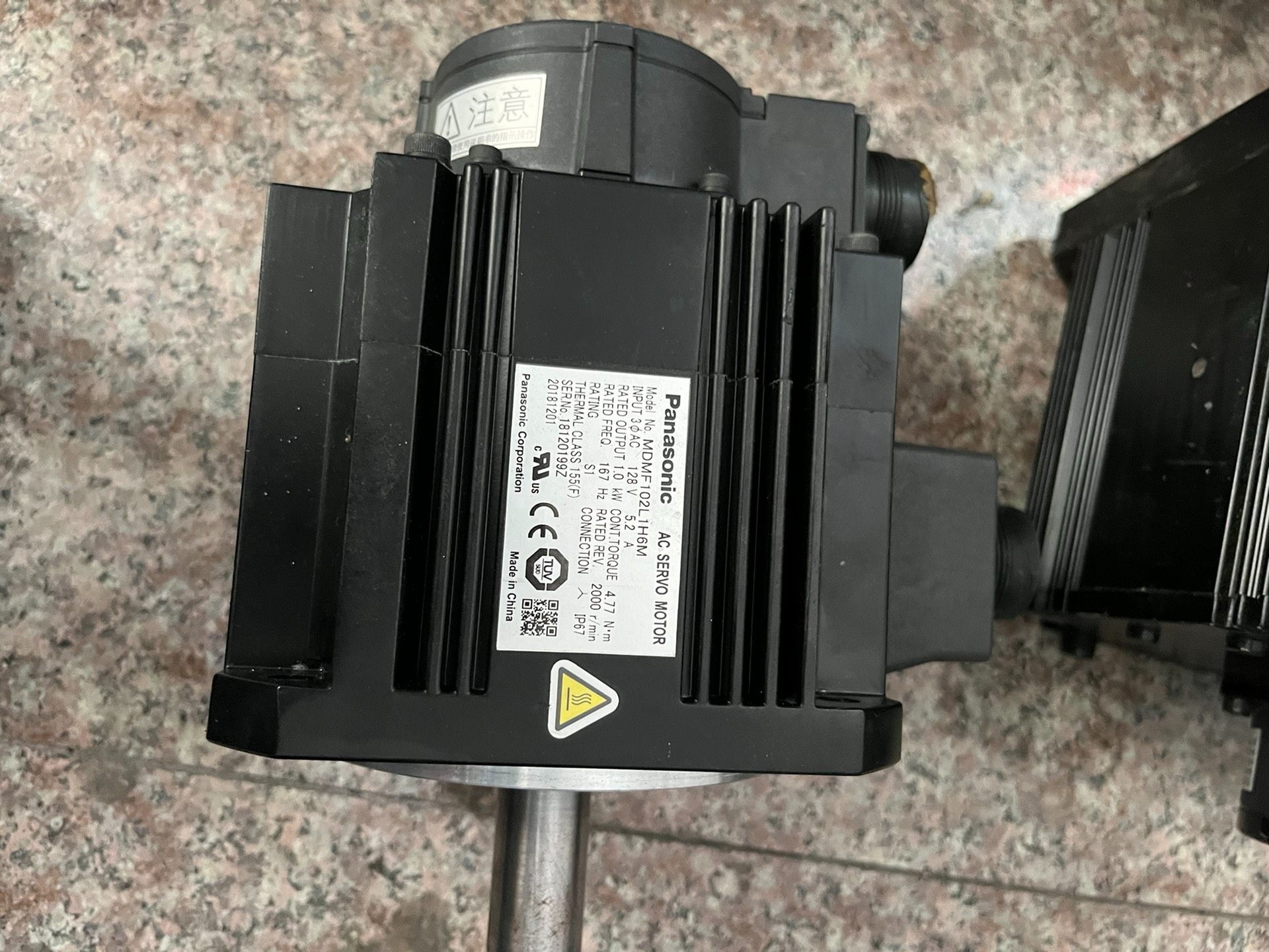 MDMF102L1H6M. 原装2手A6马达，成色如图，功能