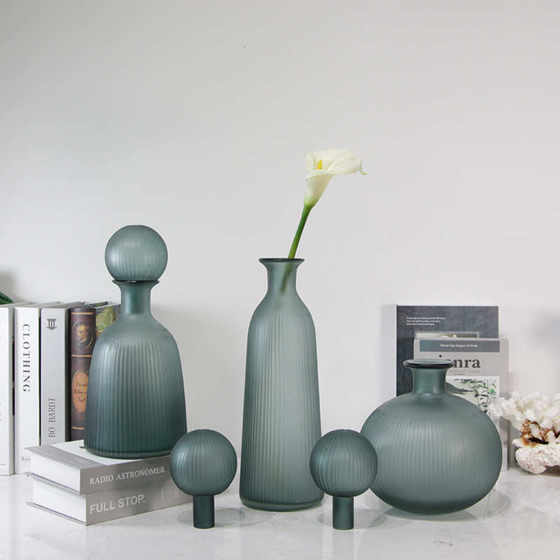 ins插圆球形软盖磨创意简极轻北欧花瓶摆件刻样板房奢装花艺玻璃