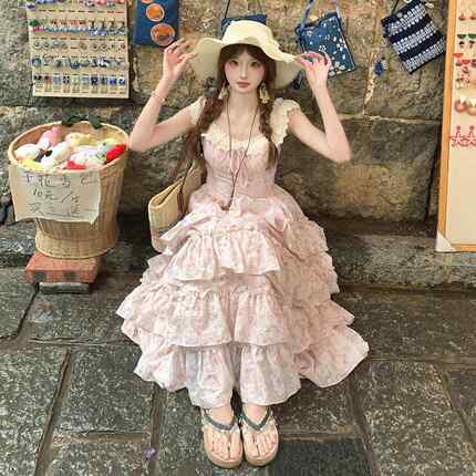 甜美粉红色碎花洋装女夏日绝美温柔风公主蛋糕裙仙女蓬蓬长裙子