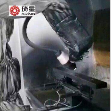 智能视觉机器人涂胶喷漆点胶机鞋底鞋面内衣箱包金属表面