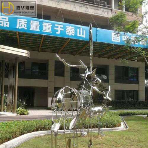 玻璃钢鹿雕塑制作售楼处抽象动物艺术品装置不锈钢镂空铁艺鹿摆件