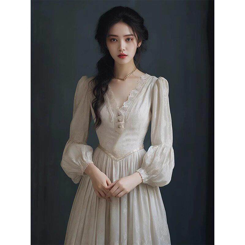 欧洲子2024年春季新款女装法式独特超好看连衣裙在逃公主古长裙子