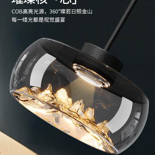 金山2025年新款意式极简三头餐厅吊灯轻奢感餐桌现代吧台灯具