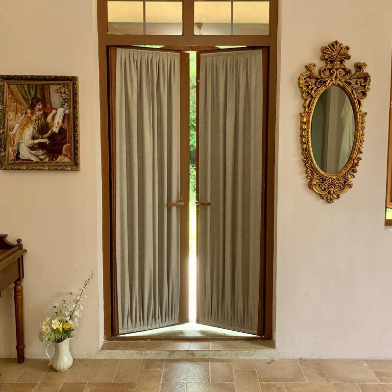 新型全遮光窗帘卫生间卧室小窗户防晒隔热魔术贴自粘式玻璃门遮挡