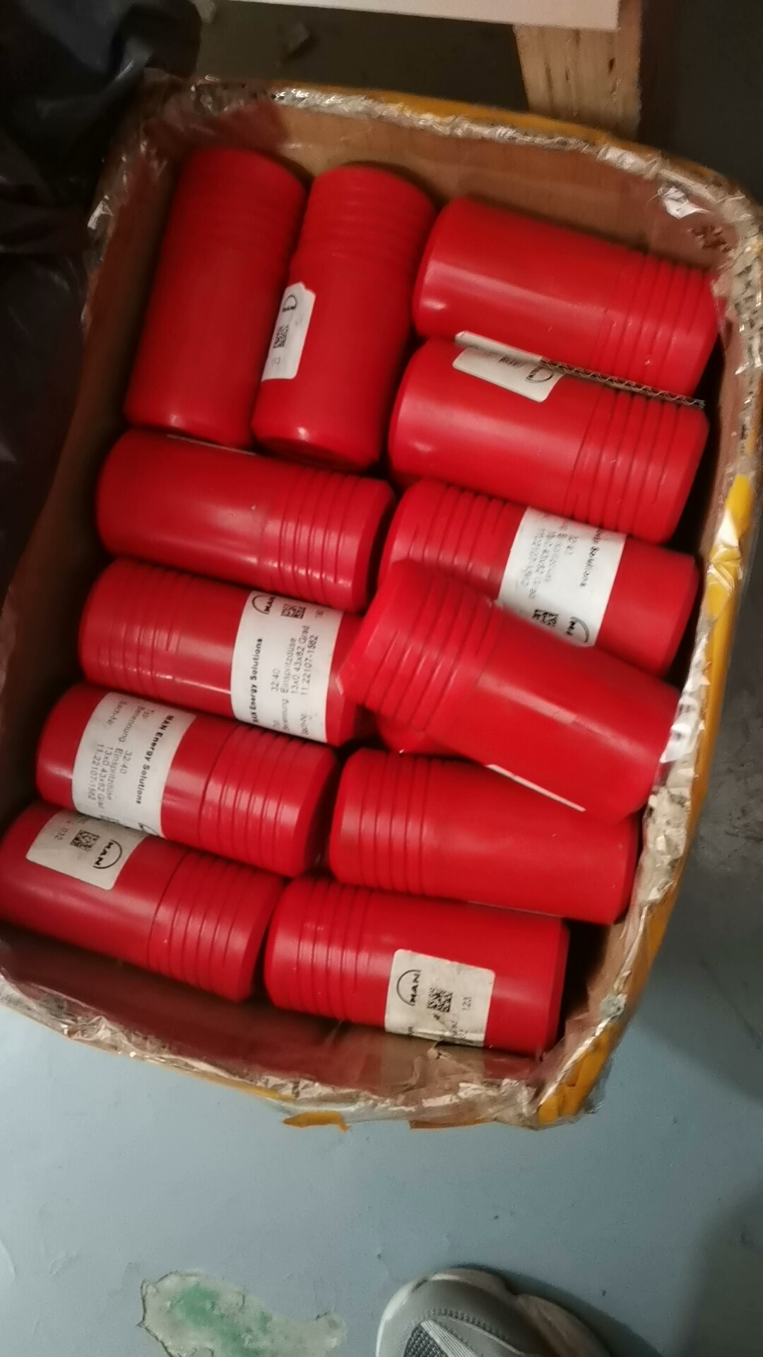 L32/40  Man 原厂件 油嘴  Imo-1235