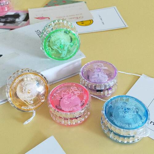 5pcs Kids LED Glow Light Up YOYO Colorful Yo-Yo Toys