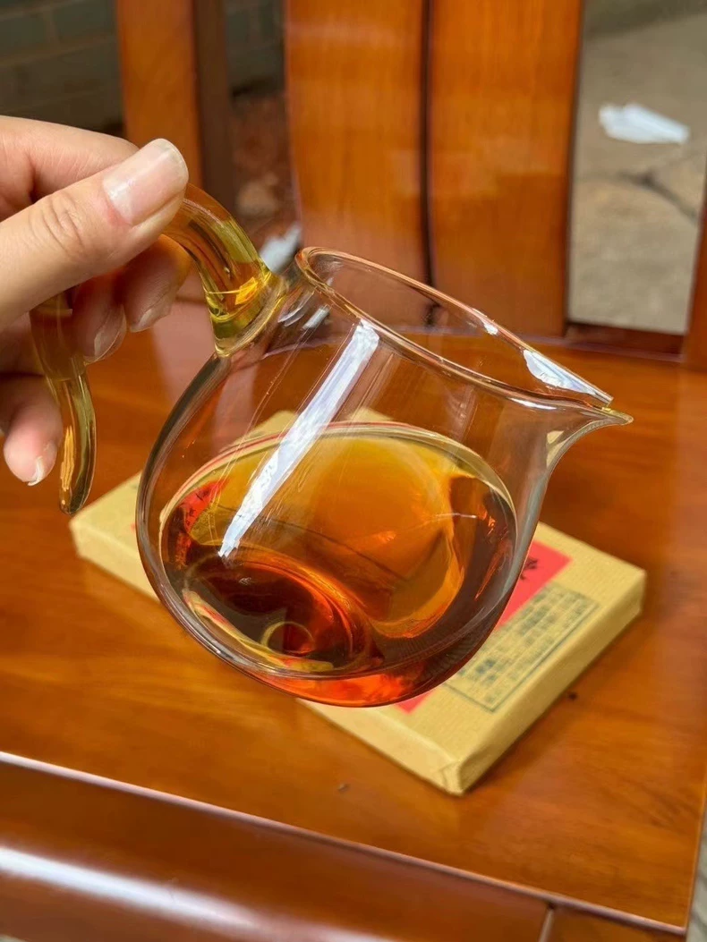 2002頭春曼松貢磚普洱茶生茶250克/磚 普洱茶 BUASHOP普洱老茶