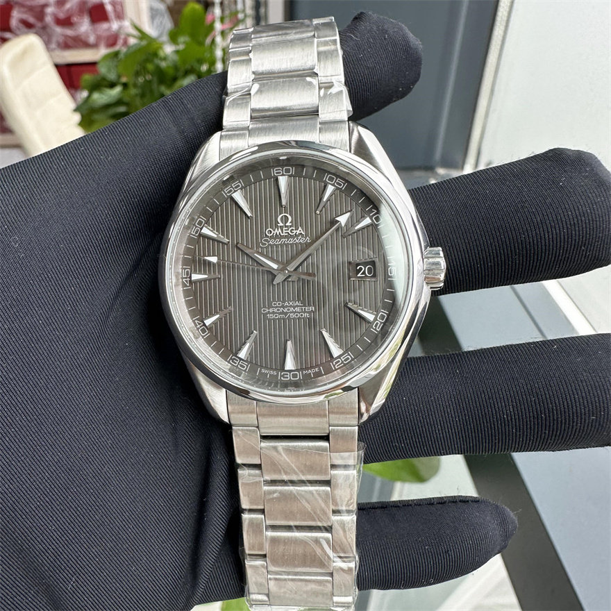 一口价98新欧米茄海马系列自动机械男士手表231.10.42.21.06.001