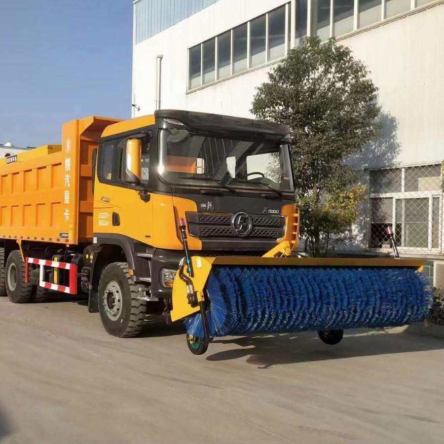 重汽后八轮除雪车公路养护清洁除雪车雪铲雪滚刷铲雪车融雪撒布机