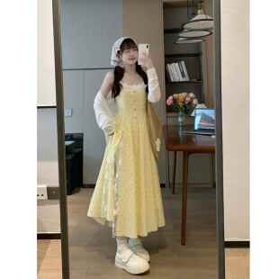 甜末末 春夏新品五一出游海边度假设计感法式黄色甜美吊带连衣裙