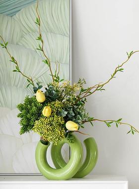 北欧极简陶瓷花瓶创意家居摆件装饰品黑白哑光釉面水培干花插新款